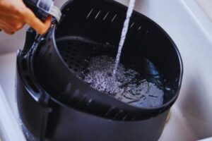 Como Lavar a Airfryer e Manter a sua Higiene? Tutorial Completo