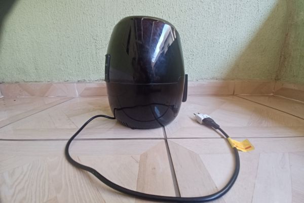 é normal o fio da airfryer esquentar é normal o fio da airfryer esquentar com cabo ligado na tomada