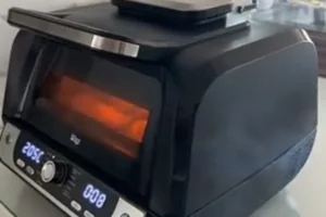 Air fryer WAP Barbecue em funcionamento durante teste para avaliar se vale a pena comprar.